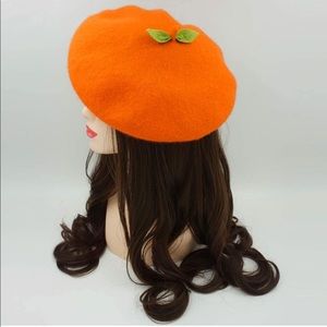 Orange 🍊 beret cap